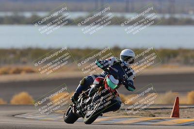 media/Dec-18-2022-SoCal Trackdays (Sun) [[8099a50955]]/Turn 14 (940am)/